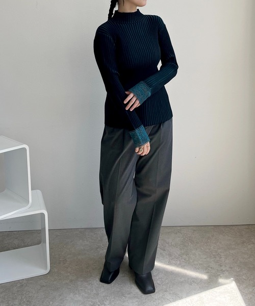 LHELBIE（レルビエ）の「カフスレース二重臼リブニット（Tシャツ/カットソー・レディース・アイボリー/ブラック/グレイッシュベージュ・M）」の20枚目の写真