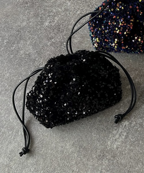 Riberry（リベリー）の「スパンコール巾着バッグ（ショルダーバッグ・レディース・ネイビー/シルバー/ブラック・FREE）」の6枚目の写真