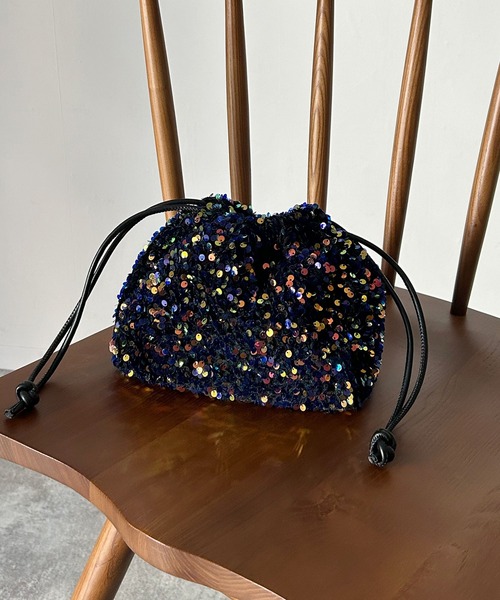 Riberry（リベリー）の「スパンコール巾着バッグ（ショルダーバッグ・レディース・ネイビー/シルバー/ブラック・FREE）」の20枚目の写真