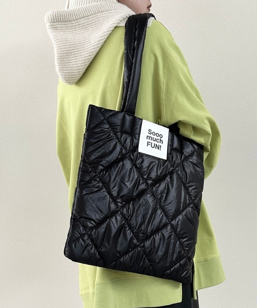 LEPSIM（レプシィム）の「キルティングトートバッグ　975491（トートバッグ・レディース・ブラック/シルバー/オレンジ/アイボリー・ONE SIZE）」の5枚目の写真