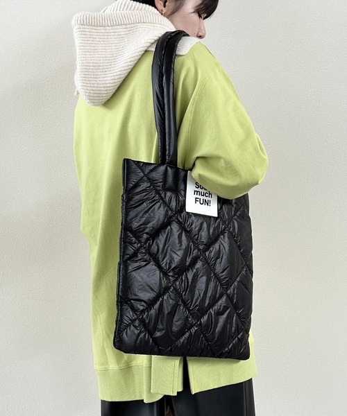 LEPSIM（レプシィム）の「キルティングトートバッグ　975491（トートバッグ・レディース・ブラック/シルバー/オレンジ/アイボリー・ONE SIZE）」の6枚目の写真
