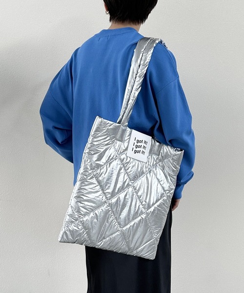 LEPSIM（レプシィム）の「キルティングトートバッグ　975491（トートバッグ・レディース・ブラック/シルバー/オレンジ/アイボリー・ONE SIZE）」の11枚目の写真