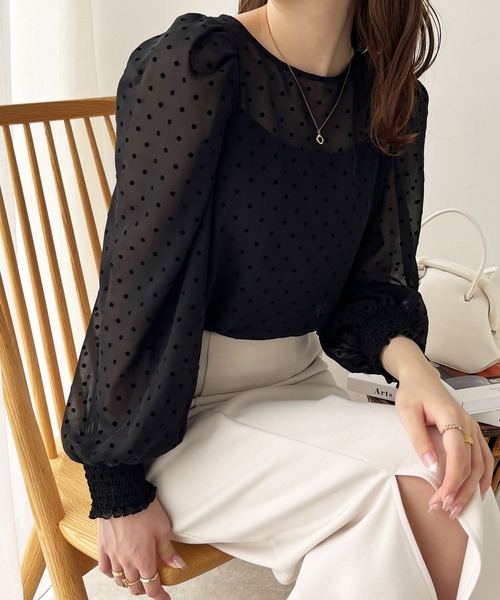GeeRA(ジーラ)の「フロッキードット柄シアーブラウス(シャツ/ブラウス・レディース・ネイビー/ブラック・MEDIUM/LARGE)」の3枚目の写真