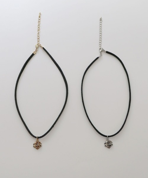 CEMONEMO（セモネモ）の「メタルモチーフ ベロア チョーカー（チョーカー・レディース・ゴールド/シルバー/ゴールド系その他/シルバー系その他・FREE）」の7枚目の写真