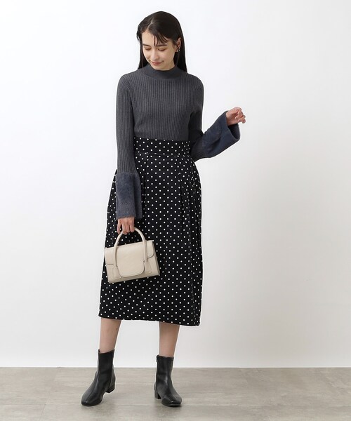 OPAQUE.CLIP（オペークドットクリップ）の「◆シャギーフレアスリーブニット【洗濯機洗い可】（ニット/セーター・レディース・オフホワイト/チャコールグレー/ピンク・00）」の4枚目の写真