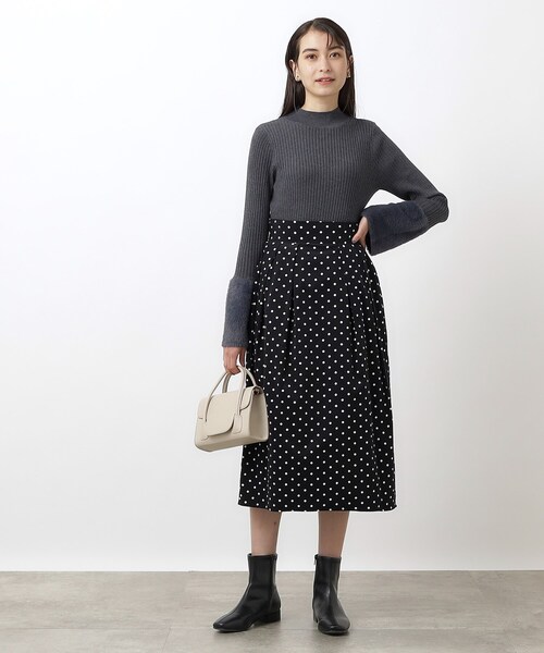 OPAQUE.CLIP（オペークドットクリップ）の「◆シャギーフレアスリーブニット【洗濯機洗い可】（ニット/セーター・レディース・オフホワイト/チャコールグレー/ピンク・00）」の5枚目の写真