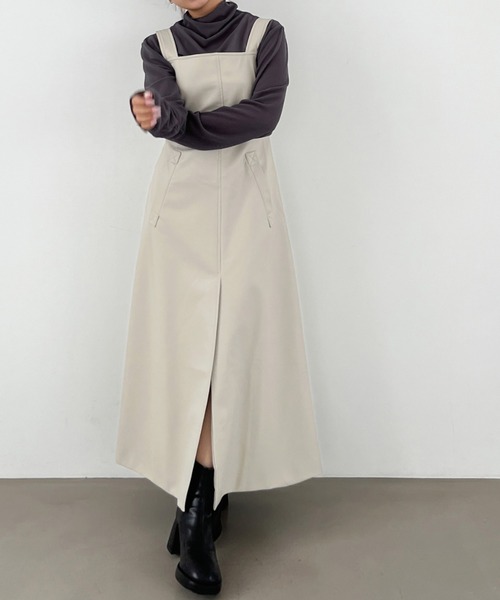 Olu.（オルドット）の「フロントスリットジャンパースカート（ジャンパースカート・レディース・ブラック/ライトグレー・FREE）」の9枚目の写真