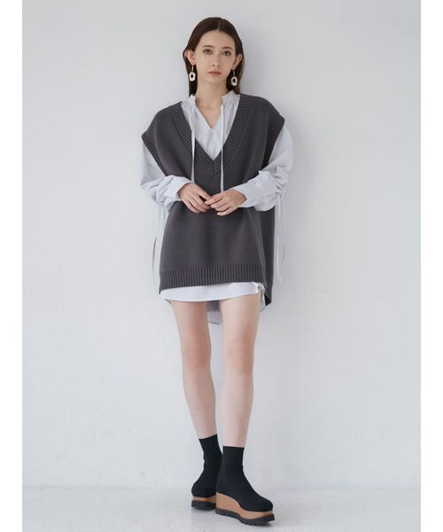 MURUA（ムルーア）の「スリーブドロストチュニックシャツ（シャツ/ブラウス・レディース・ホワイト/その他1・FREE）」の13枚目の写真