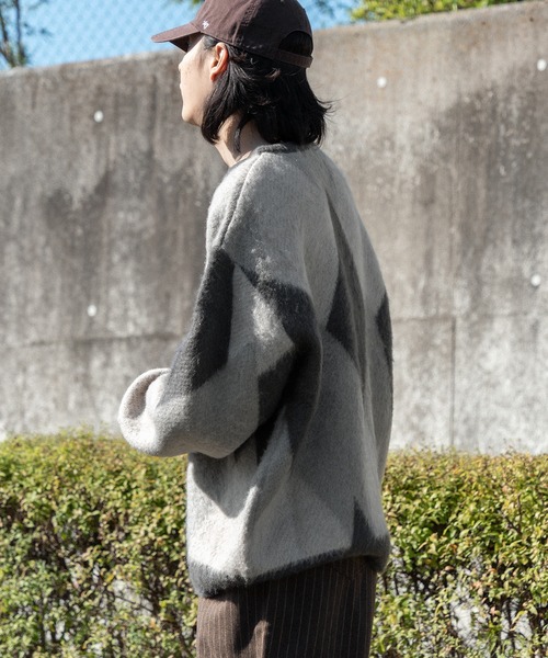 kutir(クティール)の「アーガイルニットプルオーバー(ニット/セーター・メンズ・ブラック/ネイビー/ライトグレー・MEDIUM/LARGE)」の6枚目の写真