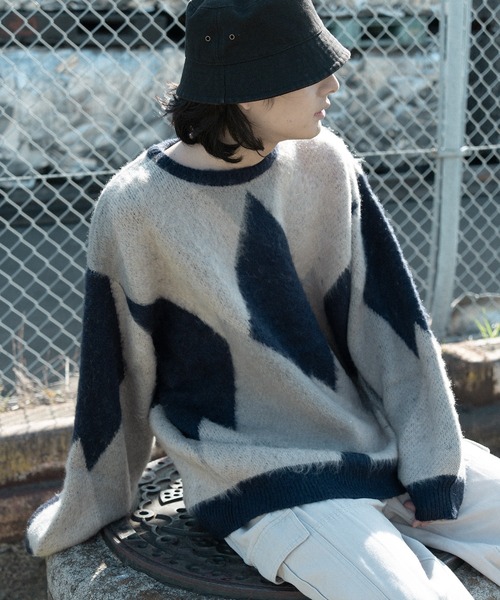 kutir(クティール)の「アーガイルニットプルオーバー(ニット/セーター・メンズ・ブラック/ネイビー/ライトグレー・MEDIUM/LARGE)」の15枚目の写真