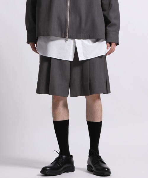 STERNBERG(スタンバーグ)の「STERNBERG/プリーツショートパンツ/991894(その他パンツ・メンズ・ブラック/チャコールグレー・SMALL/LARGE/MEDIUM)」の22枚目の写真