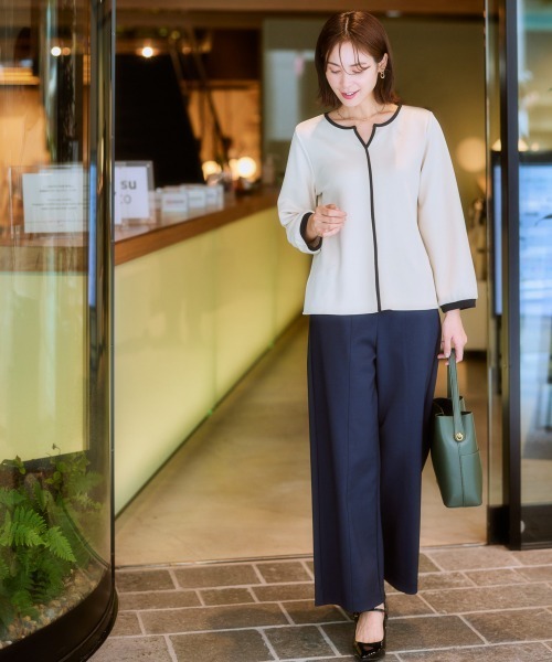 7days Life Styling(セブンデイズライフスタイリング)の「【裏側起毛】配色使いキーネックトップス(Tシャツ/カットソー・レディース・アイボリー/ブラック・L/S/LL/M)」の11枚目の写真