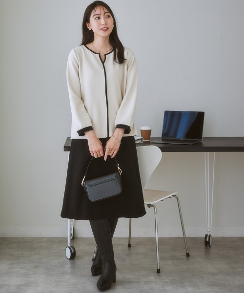7days Life Styling(セブンデイズライフスタイリング)の「【裏側起毛】配色使いキーネックトップス(Tシャツ/カットソー・レディース・アイボリー/ブラック・L/S/LL/M)」の12枚目の写真