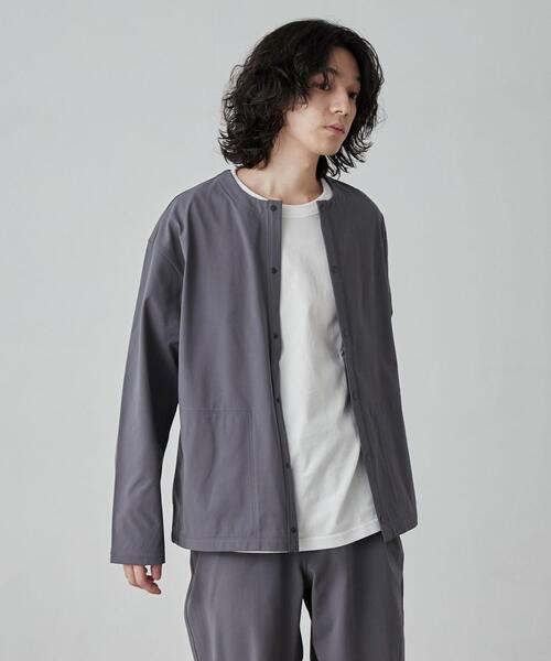 coen(コーエン)の「極楽FITクルーネックストレッチカーディガン(カーディガン/ボレロ・メンズ・ダークグレー/ブラック/ベージュ・S/M/L/XL)」の9枚目の写真