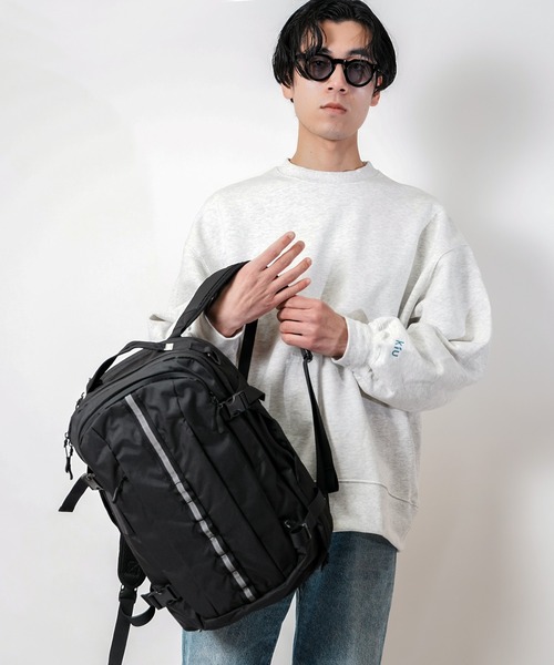 KiU(キウ)の「3WAY防災バックパック (23L)(バックパック/リュック・メンズ・レオパード/ブラック×カーキ/ホワイト系その他/ブラック・FREE)」の5枚目の写真