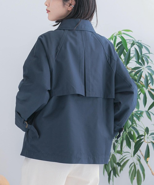 FORK&SPOON（フォークアンドスプーン）の「『WEB/一部店舗限定』FORK&SPOON　ショートトレンチ（トレンチコート・レディース・ベージュ/ネイビー・1）」の17枚目の写真