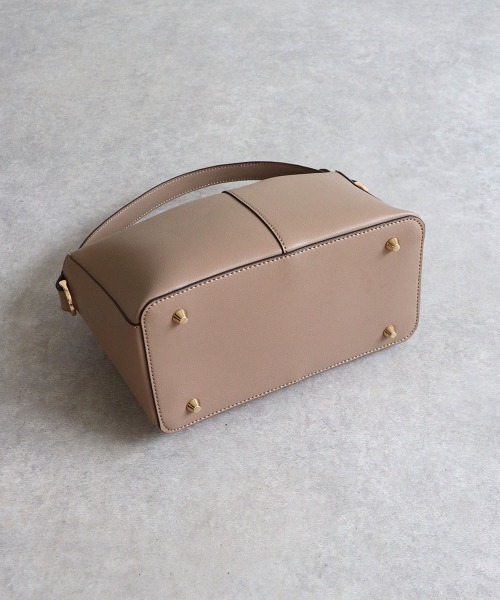 MIAN （ミアン）の「重ねフラップ2wayハンドバッグ（ハンドバッグ・レディース・モカ/アイボリー/ブラック・FREE）」の21枚目の写真