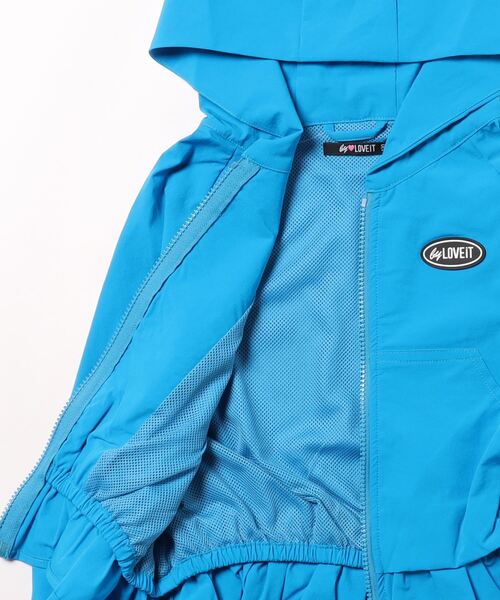 by LOVEiT（バイラビット）の「ふんわりブルゾン（ブルゾン・キッズ・ブラック/レッド/オフホワイト/ブルー・140cm/160cm/130cm/150cm/120cm）」の20枚目の写真