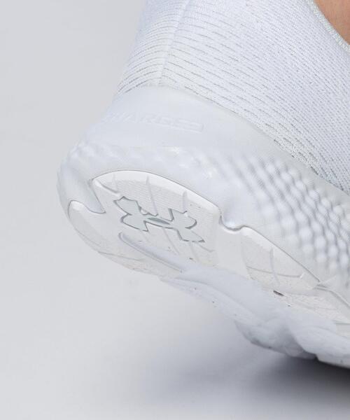 UNDER ARMOUR（アンダーアーマー）の「UAチャージド ローグ4（ランニング/レディース）（スニーカー・レディース・ホワイト・25.0cm/22.5cm/23.0cm/25.5cm/23.5cm/24.5cm/24.0cm/26.0cm）」の9枚目の写真