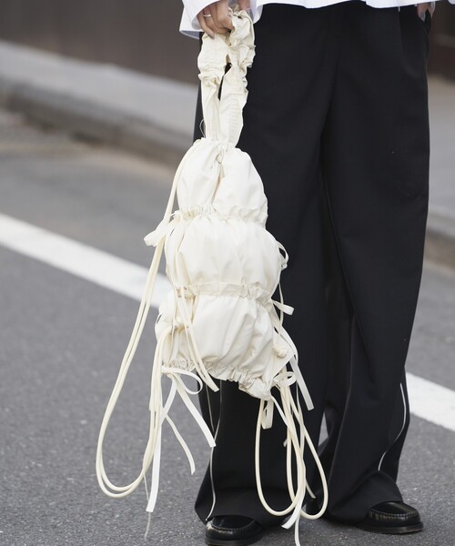 Firsthand（ファーストハンド）の「Firsthand/ファーストハンド 2WAY リボンギャザーナップサック / トートバッグ（バックパック/リュック・レディース・ブラック/シルバー/オフホワイト・FREE）」の2枚目の写真