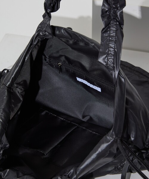 Firsthand（ファーストハンド）の「Firsthand/ファーストハンド 2WAY リボンギャザーナップサック / トートバッグ（バックパック/リュック・レディース・ブラック/シルバー/オフホワイト・FREE）」の5枚目の写真