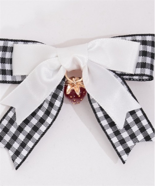 axes femme（アクシーズファム）の「いちごチャームヘアクリップ（バレッタ/ヘアクリップ・キッズ・ブラック/レッド・FREE）」の13枚目の写真