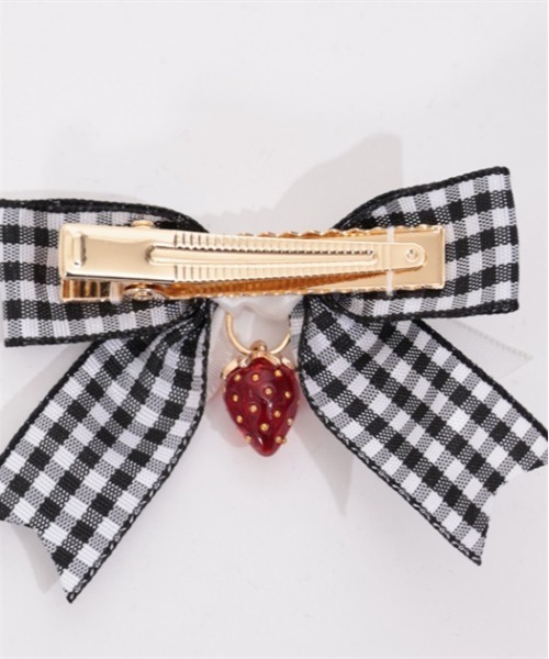 axes femme（アクシーズファム）の「いちごチャームヘアクリップ（バレッタ/ヘアクリップ・キッズ・ブラック/レッド・FREE）」の16枚目の写真