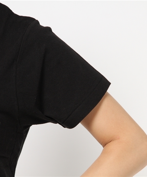 AZUL by moussy(アズールバイマウジー)の「30/-C天竺ハンドサインロゴT(Tシャツ/カットソー・レディース・ブラック/ベージュ/オフホワイト・SMALL/LARGE/MEDIUM/X-LARGE)」の9枚目の写真