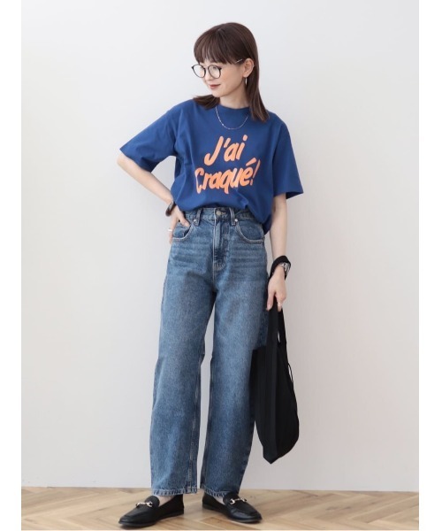 AMERICAN HOLIC（アメリカンホリック）の「One　word　ロゴカットプルオーバー（Tシャツ/カットソー・レディース・グレイッシュベージュ/チャコールグレー/オフホワイト/ブルー・M/L）」の5枚目の写真