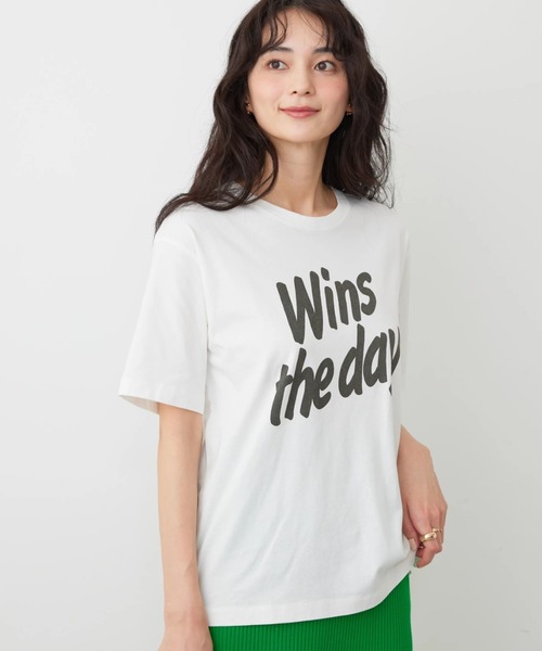 AMERICAN HOLIC（アメリカンホリック）の「One　word　ロゴカットプルオーバー（Tシャツ/カットソー・レディース・グレイッシュベージュ/チャコールグレー/オフホワイト/ブルー・M/L）」の8枚目の写真