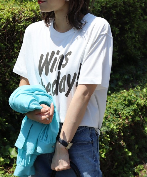 AMERICAN HOLIC（アメリカンホリック）の「One　word　ロゴカットプルオーバー（Tシャツ/カットソー・レディース・グレイッシュベージュ/チャコールグレー/オフホワイト/ブルー・M/L）」の10枚目の写真