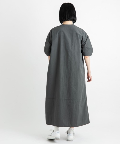 EKAL(エカル)の「『撥水/UVカット』『UR TECH』ナイロンタッサーワンピース(ワンピース・レディース・グリーン/ネイビー/グレー・ONE)」の21枚目の写真