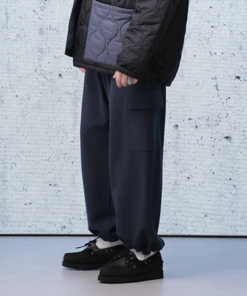 Apo(s)ture(アポスチャー)の「LUCAS-002/杢調ツイルピーチカーゴパンツ(カーゴパンツ・メンズ・ネイビー/モカ/ブラック/グレー・XS/S/M/L/XL)」の4枚目の写真