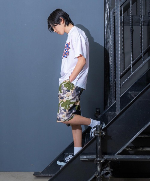 GLAZOS(グラソス)の「【STREET】【防汚加工】クラックグラフィティプリント半袖Tシャツ(Tシャツ/カットソー・キッズ・ブラック/ホワイト・140cm/150cm/160cm/170cm)」の3枚目の写真