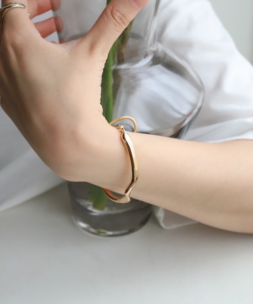 select MOCA（セレクトモカ）の「ロープチェーンバングル（バングル/リストバンド・レディース・ゴールド/シルバー・FREE）」の5枚目の写真