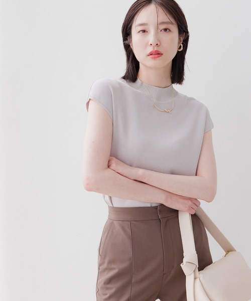 Andemiu（アンデミュウ）の「【新色/接触冷感】ソウバリフレンチニット123548（ニット/セーター・レディース・ブラック/グリーン/ブラウン/オフホワイト/ホワイト/グレー/カーキ/モカ/ブルーグリーン/ブルー・FREE）」の5枚目の写真