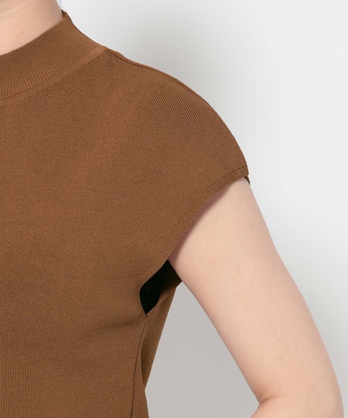 Andemiu（アンデミュウ）の「【新色/接触冷感】ソウバリフレンチニット123548（ニット/セーター・レディース・ブラック/グリーン/ブラウン/オフホワイト/ホワイト/グレー/カーキ/モカ/ブルーグリーン/ブルー・FREE）」の17枚目の写真