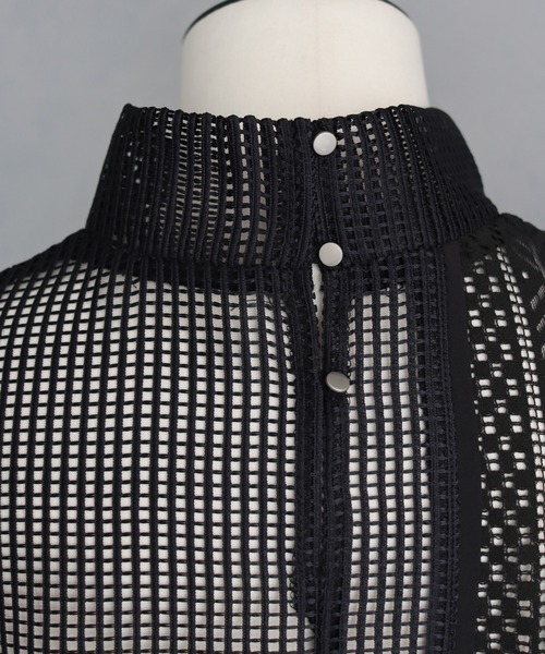 &g'aime（アンジェム）の「【&g’aime】MIXメッシュノースリーブブラウス（シャツ/ブラウス・レディース・ブラック/ホワイト・FREE）」の5枚目の写真