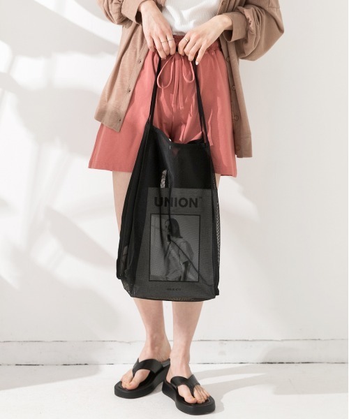 ad thie（アドティエ）の「幅広マチ メッシュマルチバッグ（トートバッグ・レディース・ブラック/ベージュ/イエロー/グリーン・FREE）」の16枚目の写真