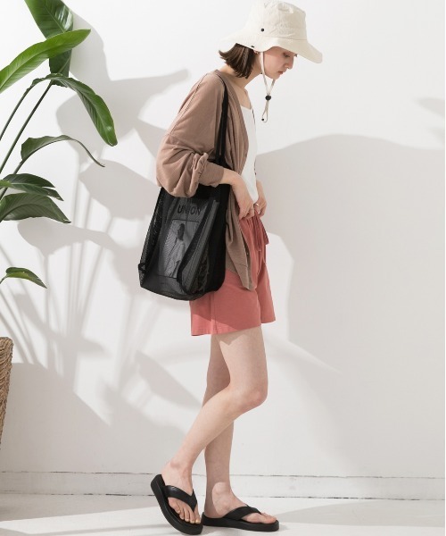 ad thie（アドティエ）の「幅広マチ メッシュマルチバッグ（トートバッグ・レディース・ブラック/ベージュ/イエロー/グリーン・FREE）」の17枚目の写真