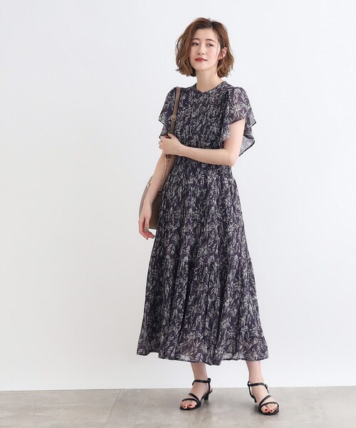 grove（グローブ）の「◆ジョーゼットプリントワンピース（ワンピース・レディース・サックスブルー系/ベージュ系/ブラック系その他/ネイビー・02/03/01/05/04）」の2枚目の写真