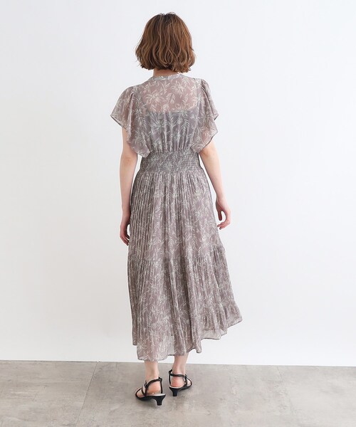 grove（グローブ）の「◆ジョーゼットプリントワンピース（ワンピース・レディース・サックスブルー系/ベージュ系/ブラック系その他/ネイビー・02/03/01/05/04）」の10枚目の写真