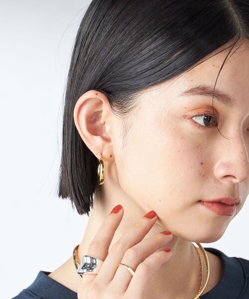 ステンレス フープ ピアス（M）（ピアス（両耳用））｜SHIPS