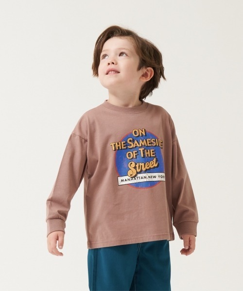 b・ROOM(ビールーム)の「【型崩れしないやわらかコットン】選べる8パターンアソート長袖Tシャツ(Tシャツ/カットソー・キッズ・パープル/チャコール/マスタード/モカ/ブルーグリーン/ネイビー/アイボリー/オレンジ・110cm/140cm/150cm/130cm/100cm/120cm)」の3枚目の写真