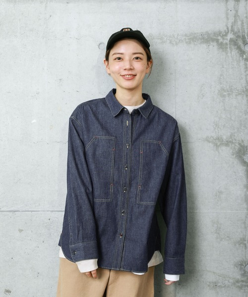 PAR ICI（パーリッシィ）の「ライトオンスデニム ワークシャツ（シャツ/ブラウス・レディース・ブルー/ネイビー・FREE）」の2枚目の写真
