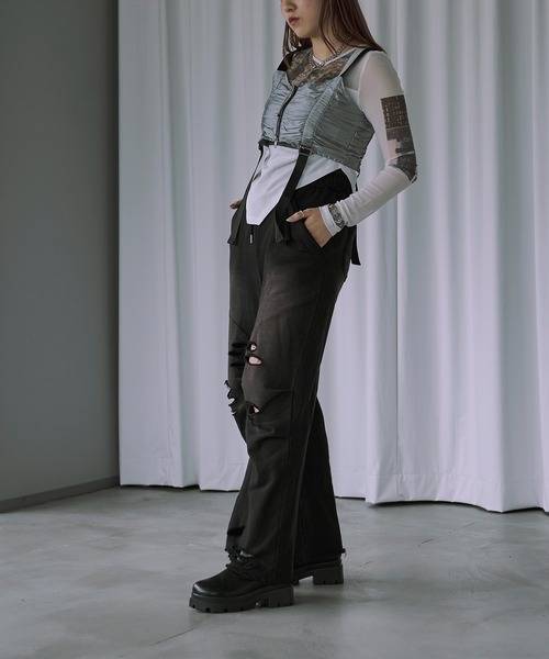 Ezick（エジック）の「Overdyeダメージスウェットパンツ（スウェットパンツ・レディース・スモークピンク/ブラック・M/S）」の9枚目の写真