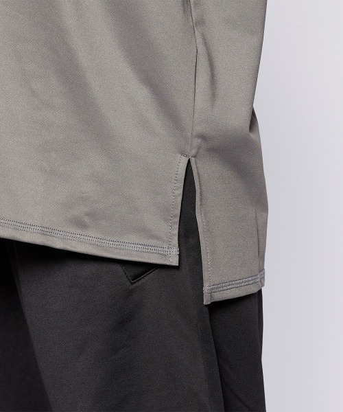 FILA(フィラ)の「【水陸両用】長袖Tシャツ ロング丈 バックスリット(Tシャツ/カットソー・レディース・グレー・LARGE/X-LARGE/MEDIUM)」の8枚目の写真