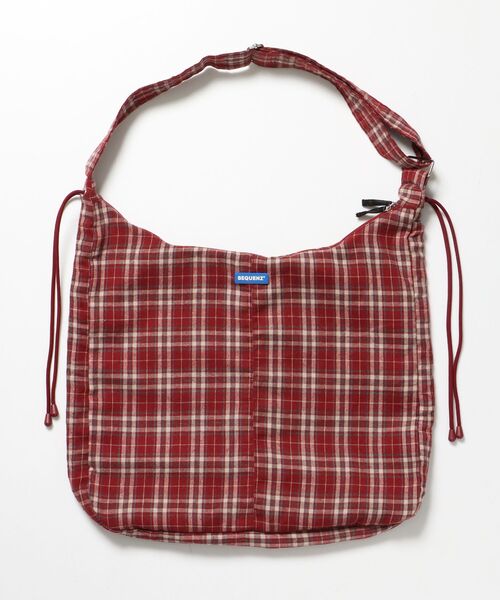 SEQUENZ(シークエンズ)の「【お気に入り30000人突破】/ 大容量 / ギャザーショルダーバッグ /SHOULDER GATHER BAG(ショルダーバッグ・レディース・ネイビー/その他1/その他2/ブラック/レッド/その他3/グリーン/ピンク/その他4・FREE)」の22枚目の写真