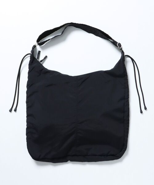 SEQUENZ(シークエンズ)の「【お気に入り30000人突破】/ 大容量 / ギャザーショルダーバッグ /SHOULDER GATHER BAG(ショルダーバッグ・レディース・ネイビー/その他1/その他2/ブラック/レッド/その他3/グリーン/ピンク/その他4・FREE)」の15枚目の写真