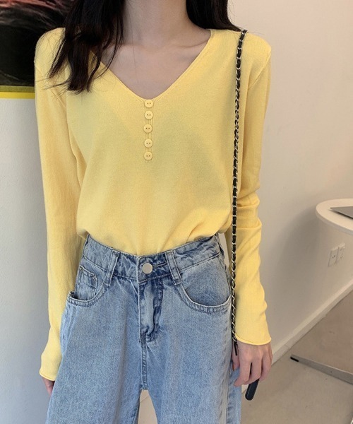 Miniministore（ミニミニストア）の「Vネック ニットトップス レディース（シャツ/ブラウス・レディース・ホワイト/ベージュ/ブルー/イエロー/ラベンダー/ブラック・FREE）」の6枚目の写真